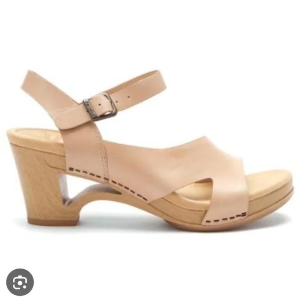 Dansko Tasha Wedge Sandals, Pale Beige, size 39/8